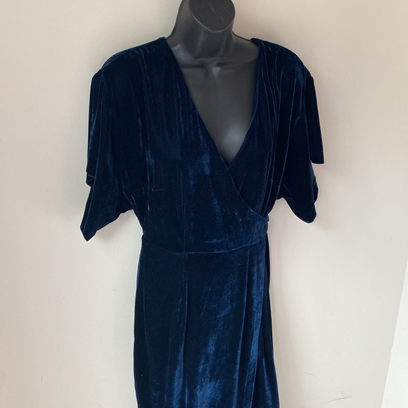 Modcloth x Collectif Velvet Wrap Maxi Dress Navy Blue Size 10 Large - Picture 2 of 11